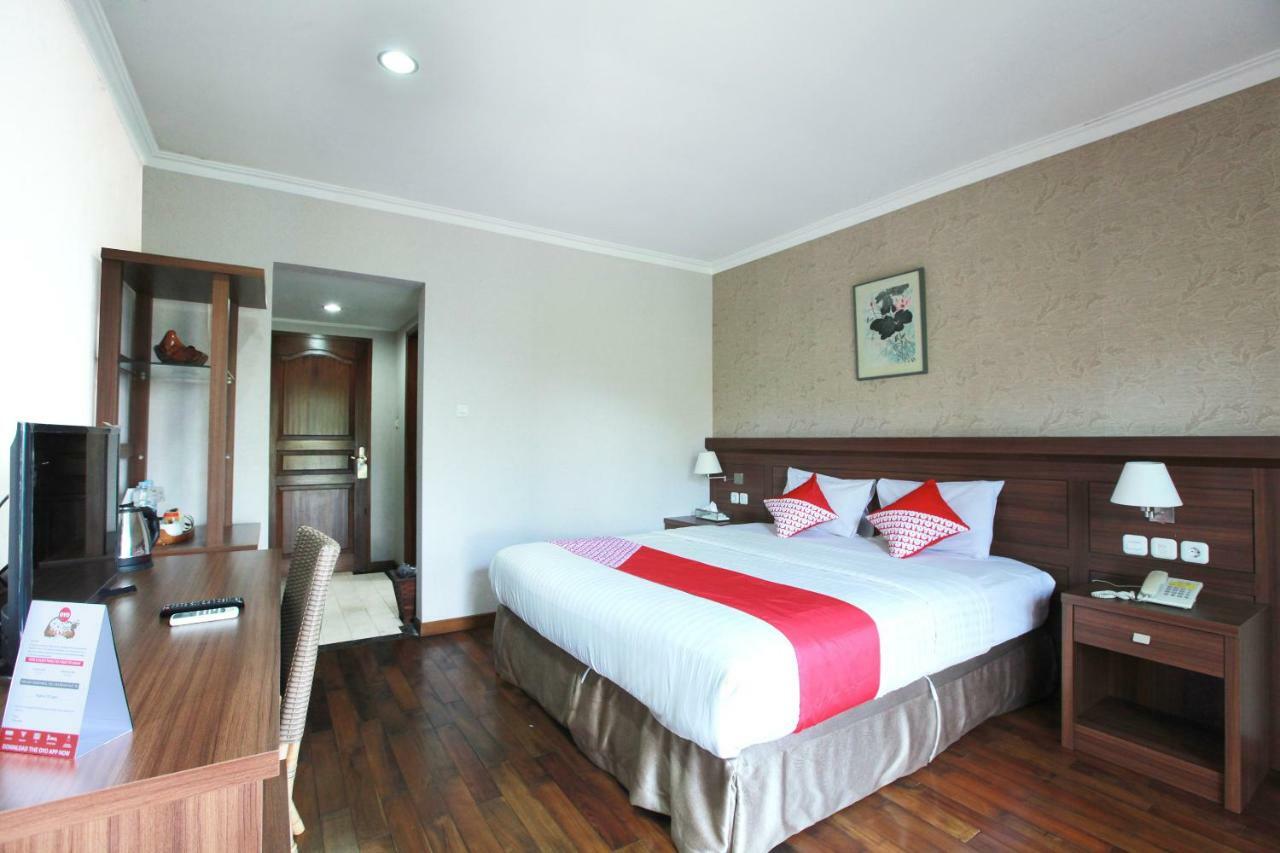 Oyo 510 Wisma Joglo Hotel Bandung Zewnętrze zdjęcie